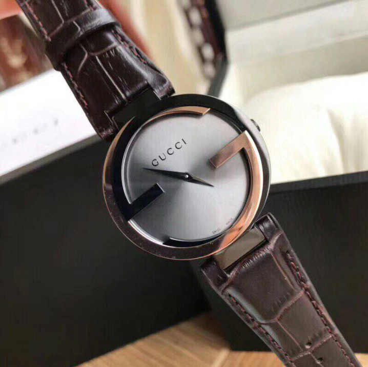 Stylish Pattern Leather Watch